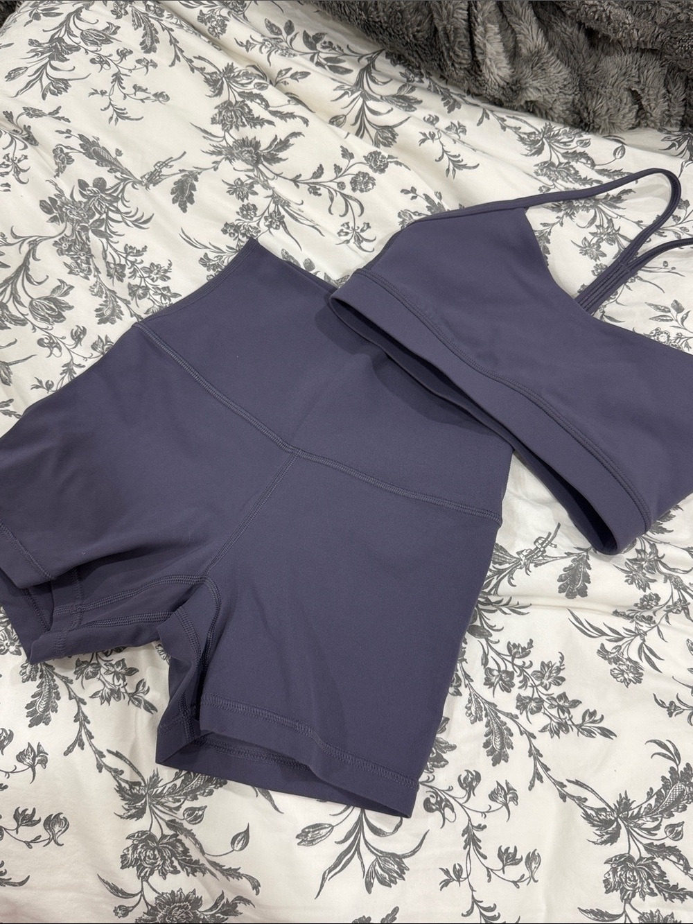 lululemon athletica High-Rise Bike Shorts/Sports bra in Dusty Purple